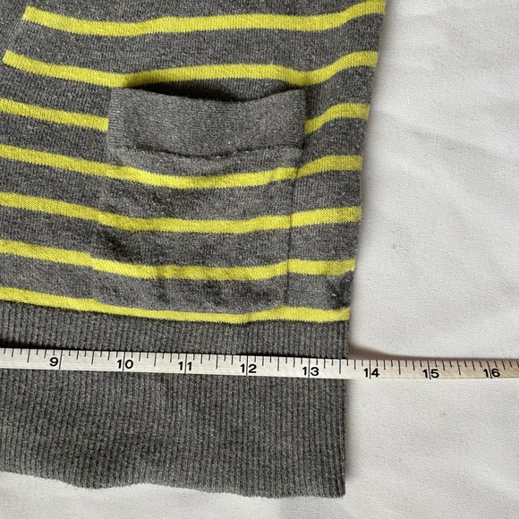 American Eagle Cotton Cardigan Sweater Grey w/ green/yellow stripes SZ Small - Picture 5 of 8